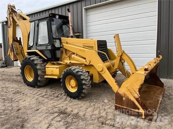 CAT 446B 反鏟裝載機