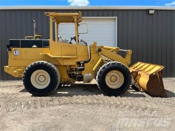 CAT 924F 輪胎式裝載機
