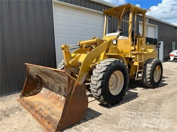 CAT 924F 輪胎式裝載機