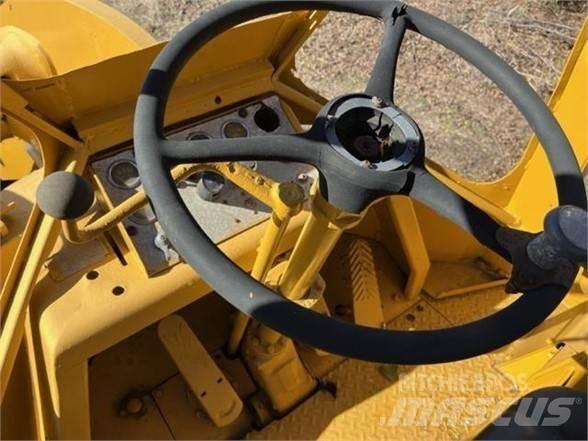 CAT 950 輪胎式裝載機