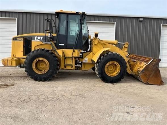 CAT 950 輪胎式裝載機