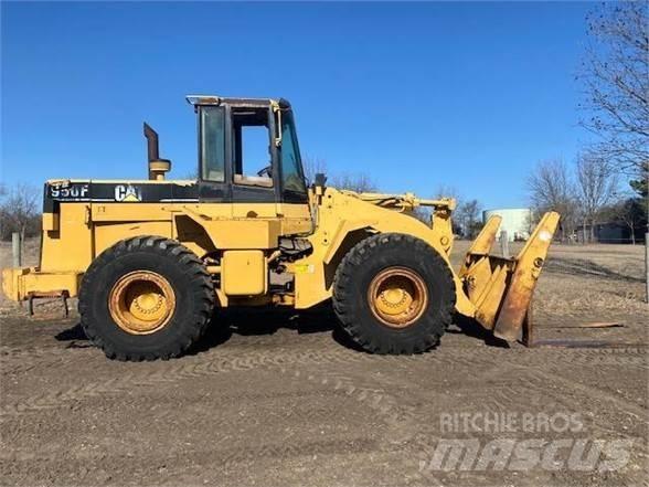 CAT 950F 輪胎式裝載機