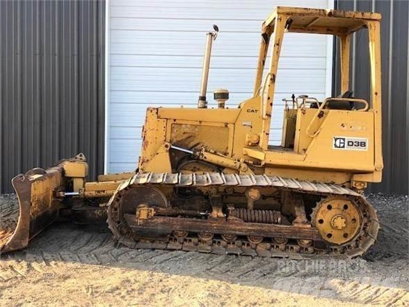CAT D3B 履帶推土機