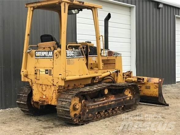 CAT D3C 履帶推土機