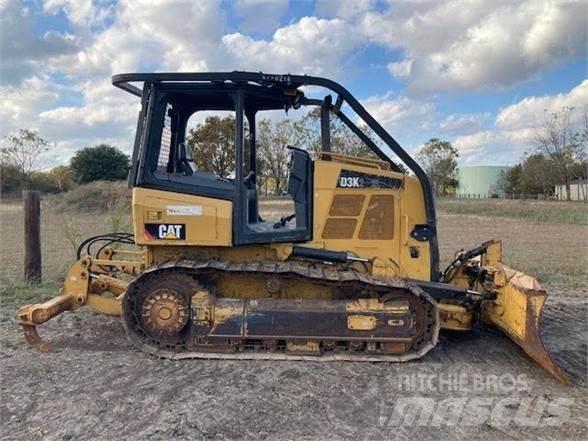 CAT D3K2 XL 履帶推土機