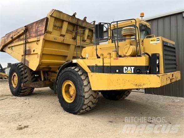 CAT D40D 鉸接式起吊車