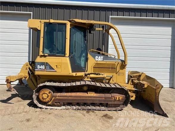 CAT D4G XL 履帶推土機