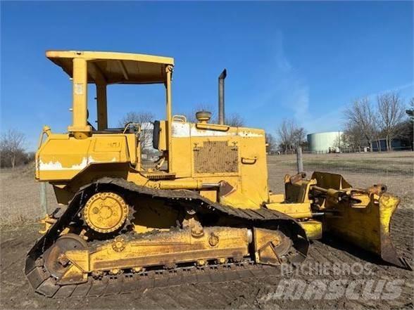 CAT D5M LGP 履帶推土機