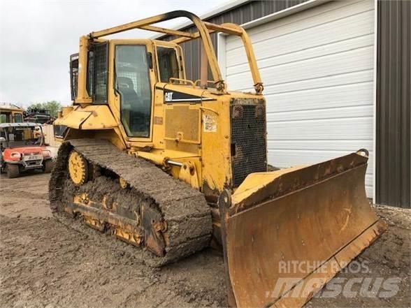 CAT D6N XL 履帶推土機