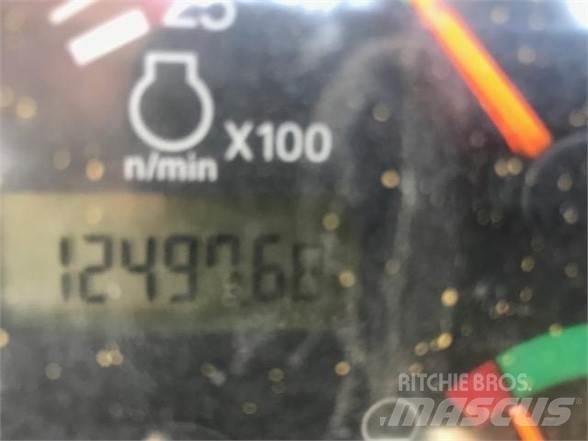 CAT TH460B 伸縮臂操作車