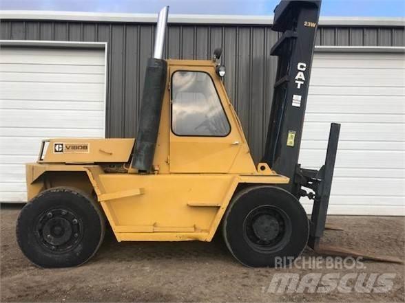 CAT V180B 柴油卡車