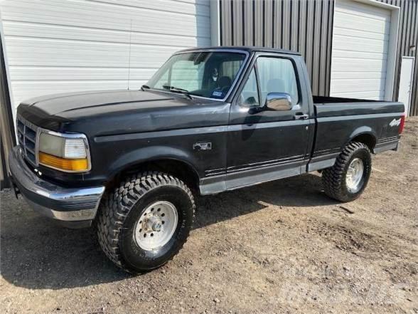 Ford F150 皮卡.傳統半斗卡車/側卸板