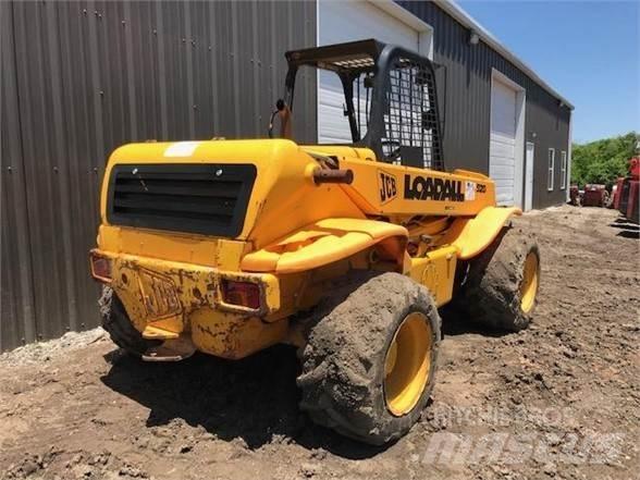 JCB 520 伸縮臂操作車