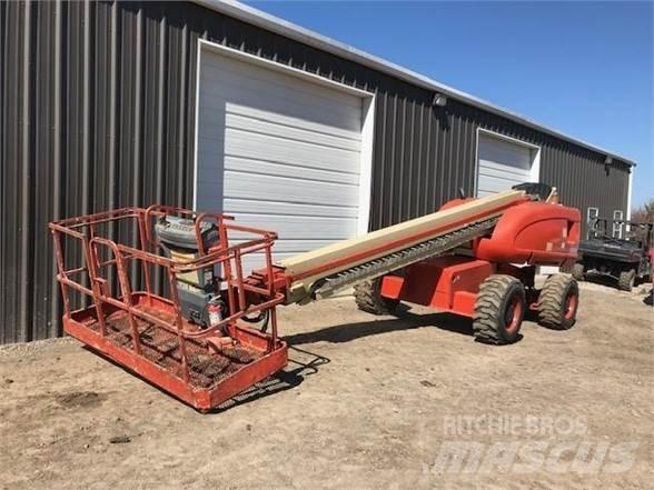 JLG 600S 伸縮臂高空作業車