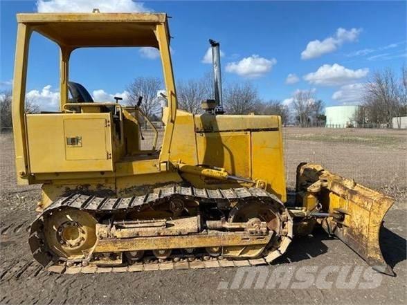 John Deere 450 履帶推土機