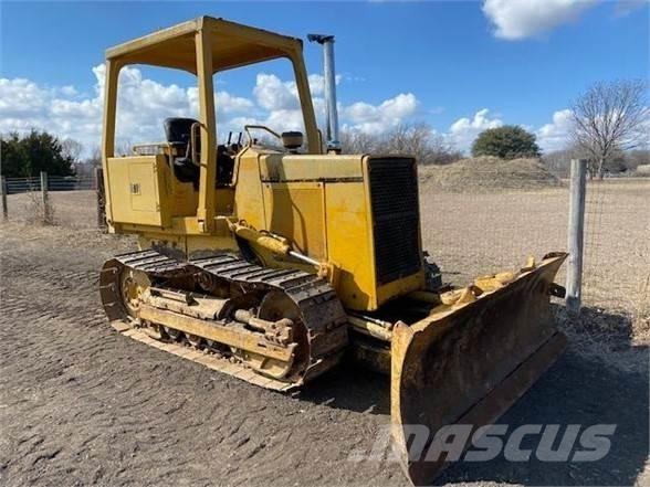 John Deere 450 履帶推土機
