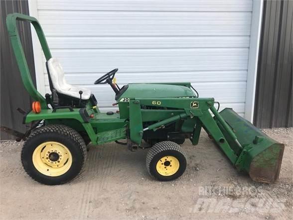 John Deere 655 曳引機