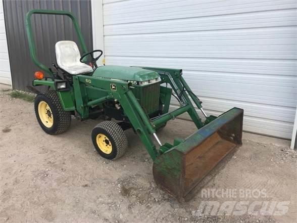 John Deere 655 曳引機