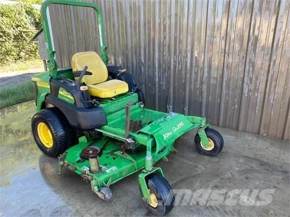 John Deere 997 零迴轉割草機