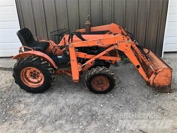 Kubota B7100 曳引機