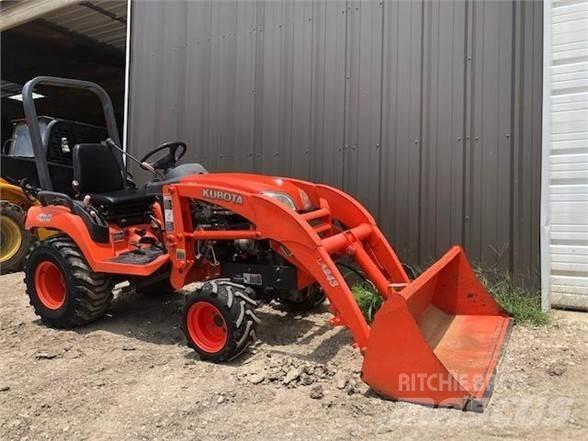 Kubota BX2350D 曳引機