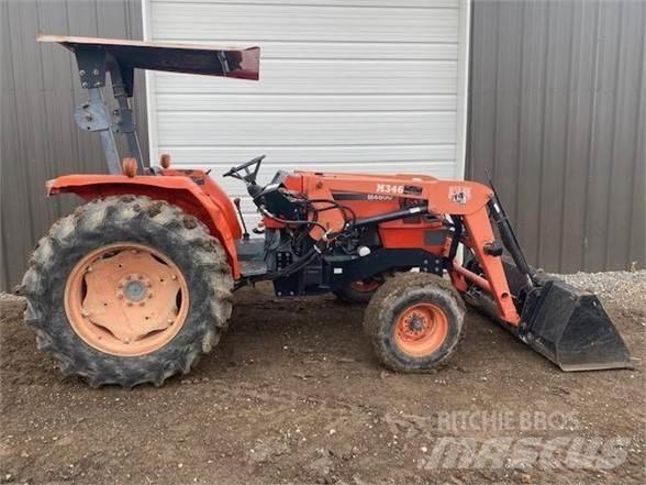Kubota M4800 曳引機