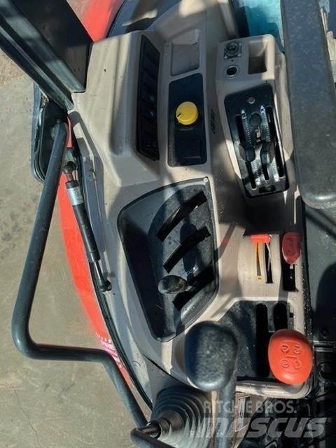 Kubota M6060D 曳引機
