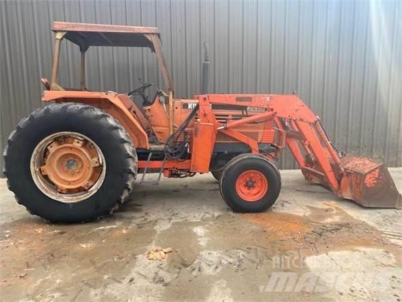 Kubota M8950 曳引機