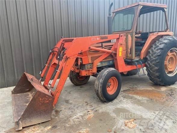Kubota M8950 曳引機