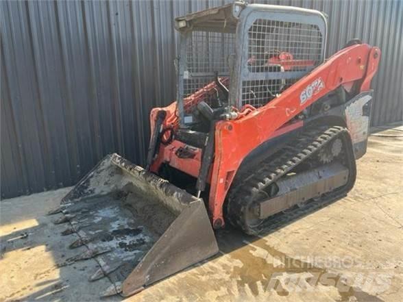 Kubota SVL75 滑移轉向裝載機