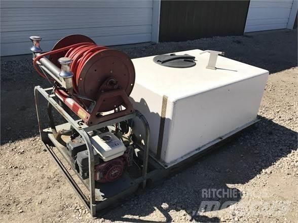  LESCO 704613 承載式噴霧機