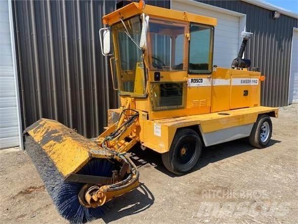 Rosco 4820 掃倉機