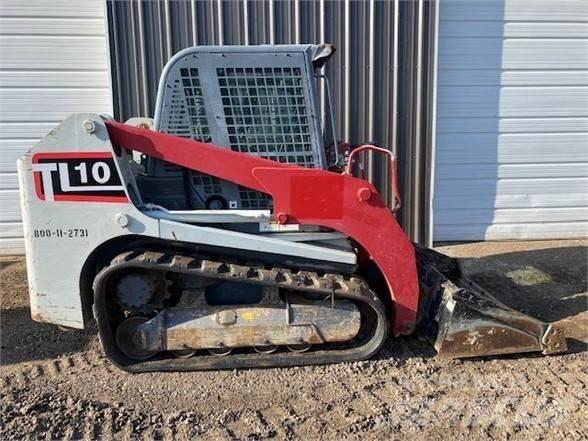 Takeuchi TL10 滑移轉向裝載機