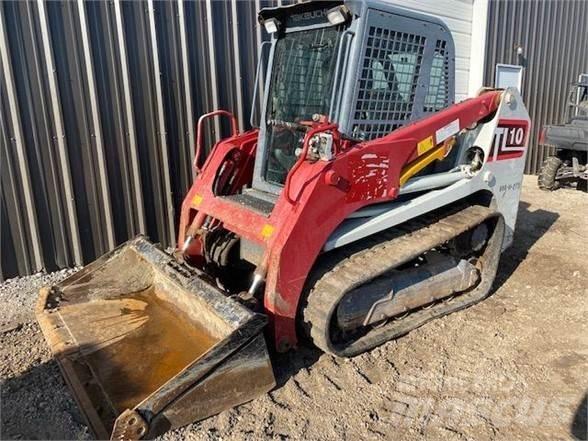 Takeuchi TL10 滑移轉向裝載機