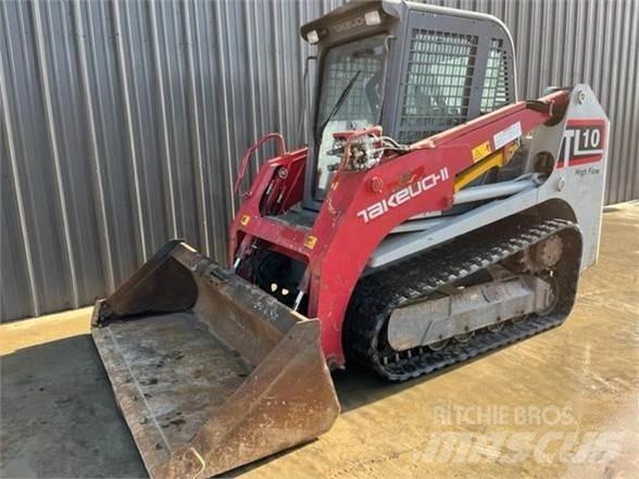 Takeuchi TL10 滑移轉向裝載機