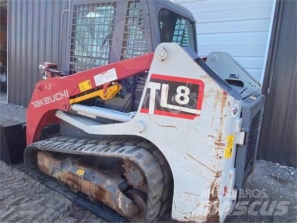 Takeuchi TL8 滑移轉向裝載機