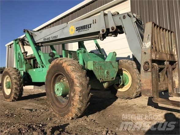 Terex SS842 伸縮臂操作車
