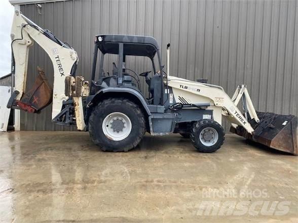 Terex TLB840R 反鏟裝載機