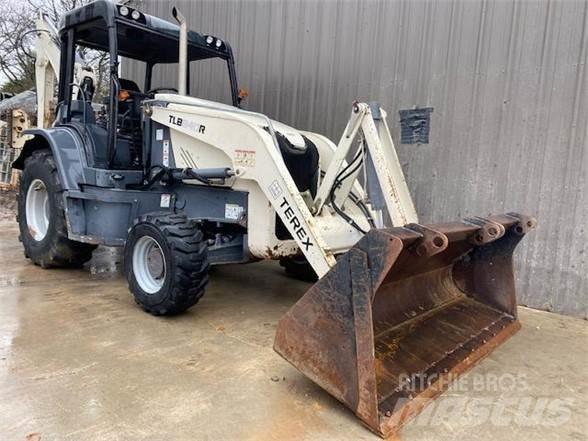 Terex TLB840R 反鏟裝載機
