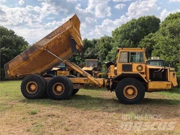 Volvo A30 鉸接式起吊車
