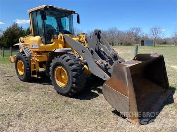 Volvo L60F 輪胎式裝載機
