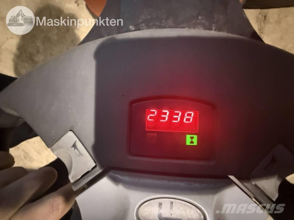 Toyota BT SWE 80 L 電動堆高機