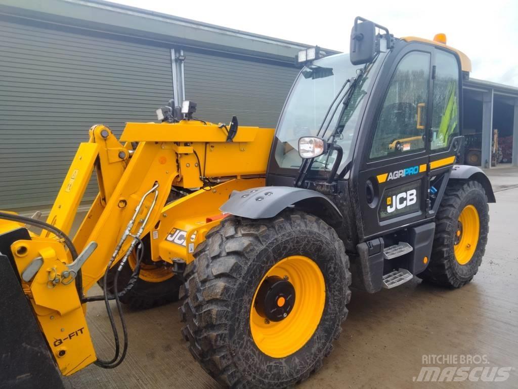 JCB 542-70 農業用伸縮臂裝載機