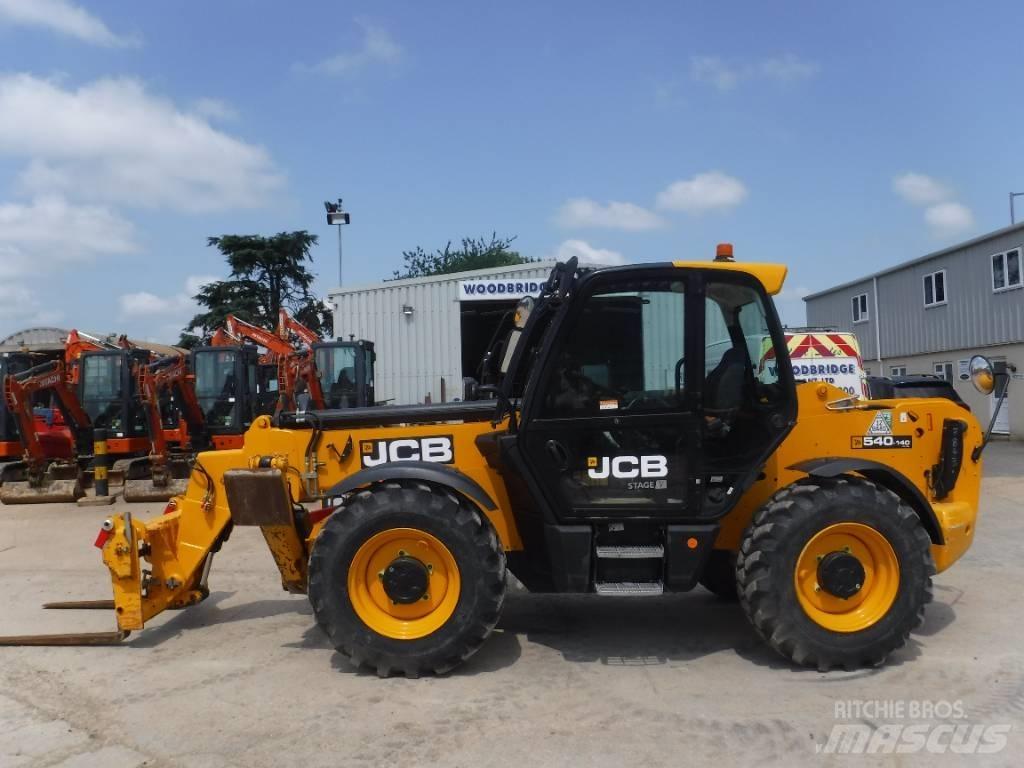 JCB 540-140 HI VIZ 伸縮臂操作車