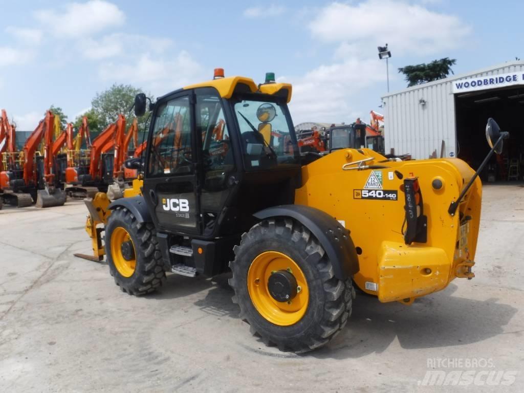 JCB 540-140 HI VIZ 伸縮臂操作車