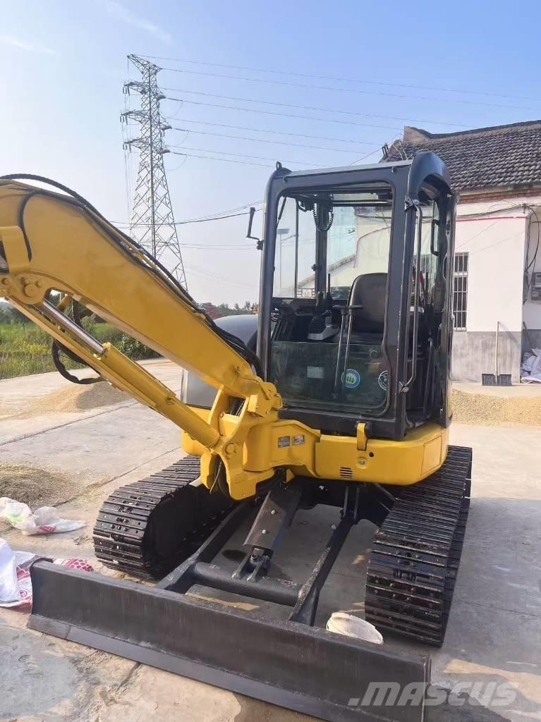 Komatsu PC 40 MR 小型挖土機/掘鑿機<7t(小型挖掘機)
