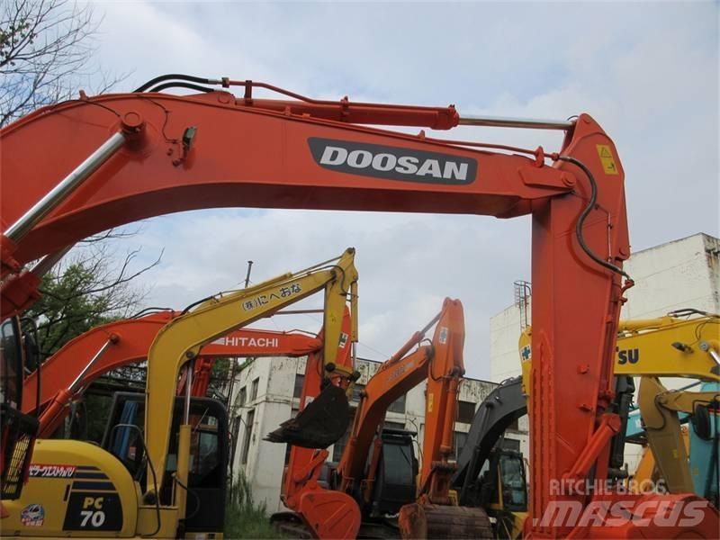 Doosan DX 300 LC 履帶式 挖土機/掘鑿機/挖掘機