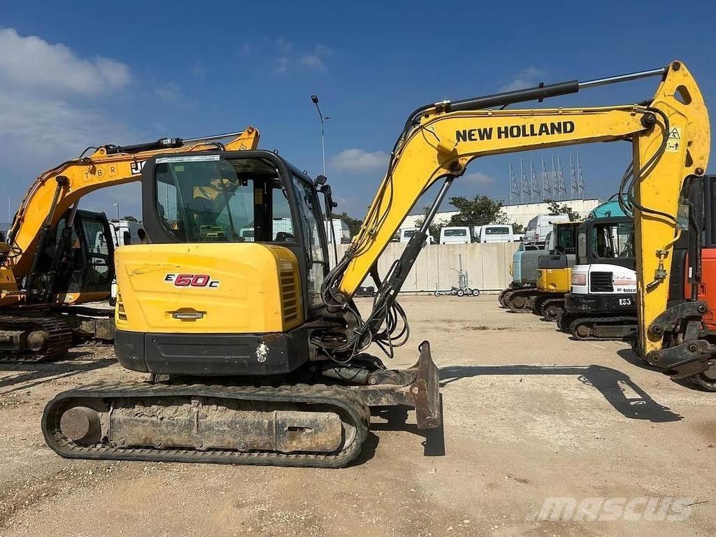 New Holland E60C 小型挖土機/掘鑿機<7t(小型挖掘機)