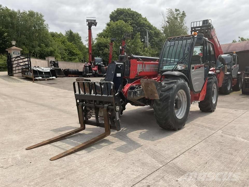 Manitou 1033 伸縮臂操作車