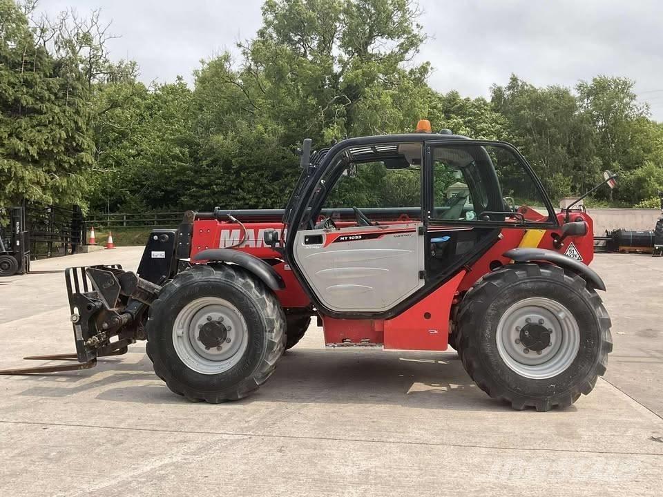 Manitou 1033 伸縮臂操作車